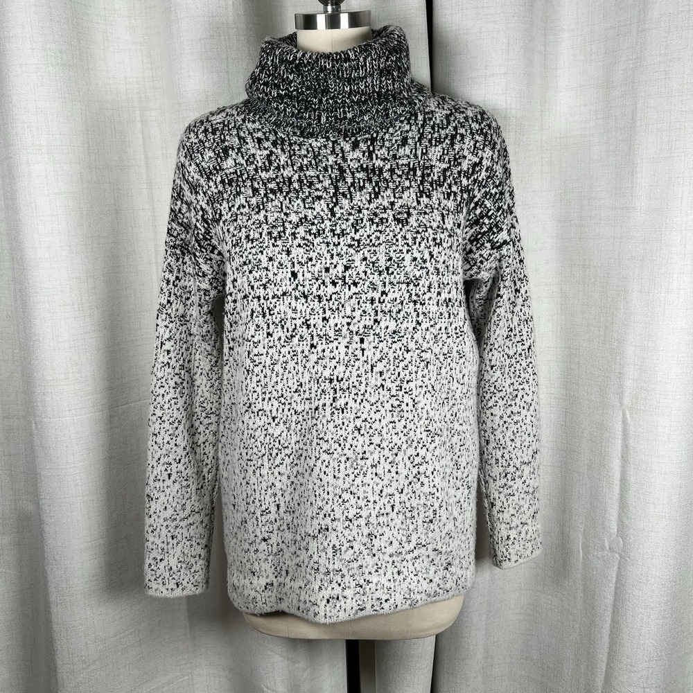Athleta Wool Cashmere Marled Black Cream Turtleneck Sweater Women's XS Oversized